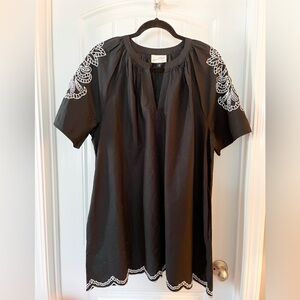 Universal Thread Black Embroidered Shift Dress w/Pockets Medium